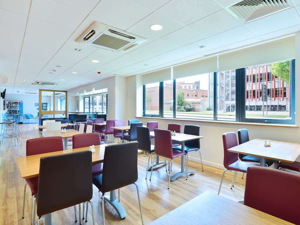 Travelodge Swindon Central Nhà hàng bức ảnh